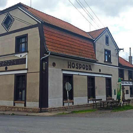 Apartman Menany Bagian luar foto